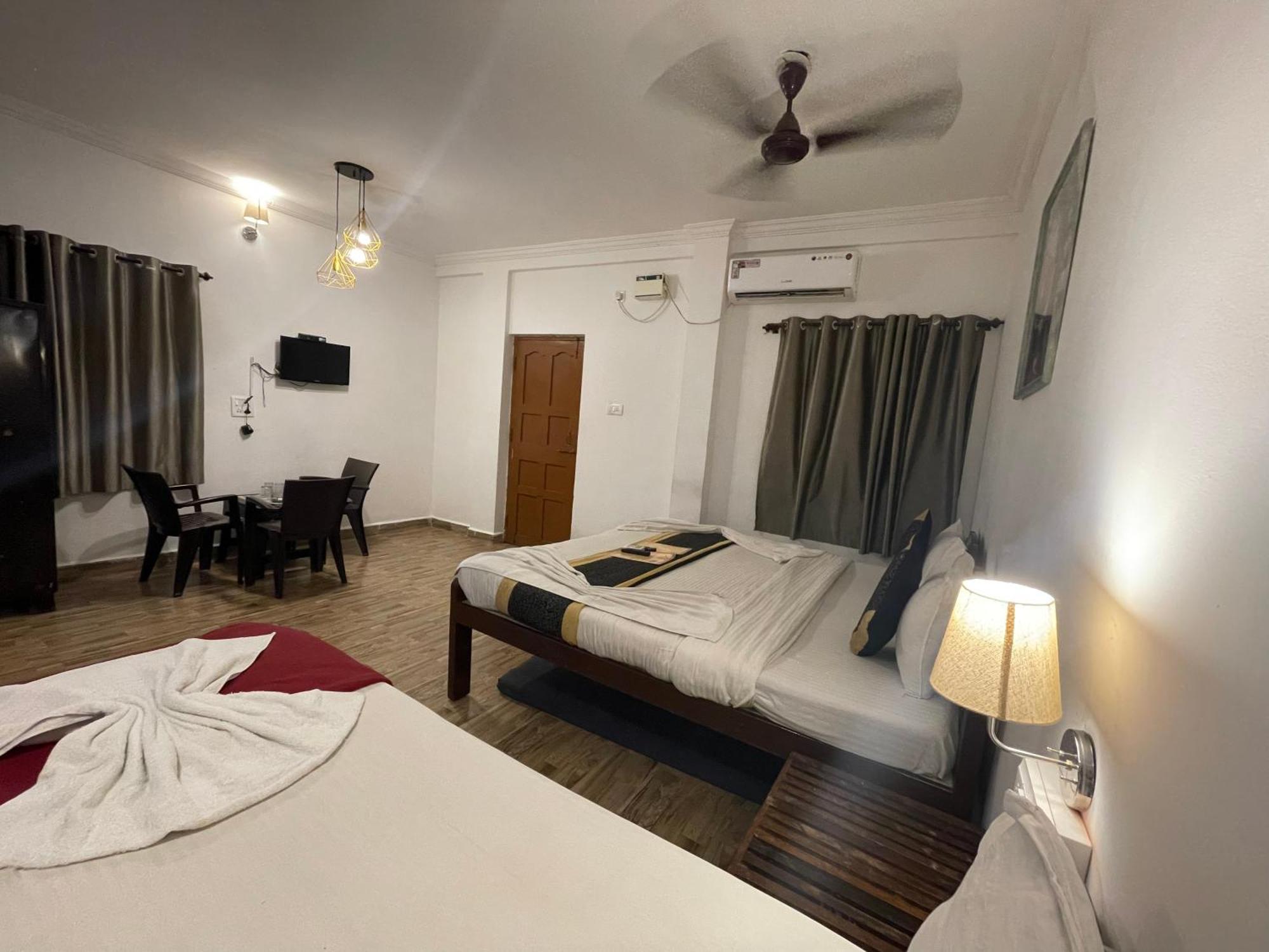 Rj14 Accommodations At Baga Beach Zewnętrze zdjęcie