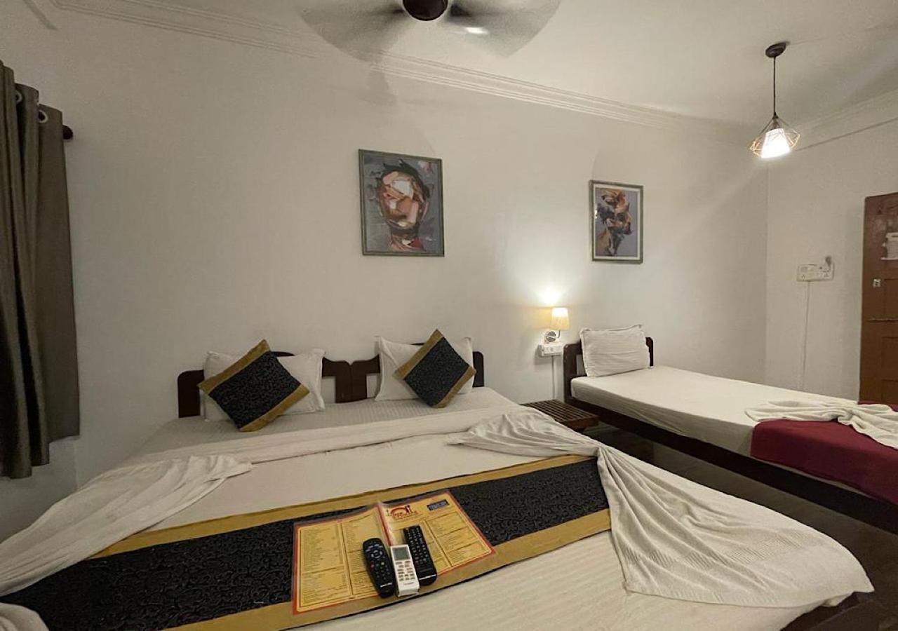 Rj14 Accommodations At Baga Beach Zewnętrze zdjęcie